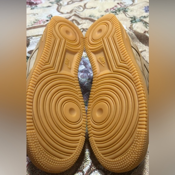 Airforce 1 Flax - Picture 3 of 3